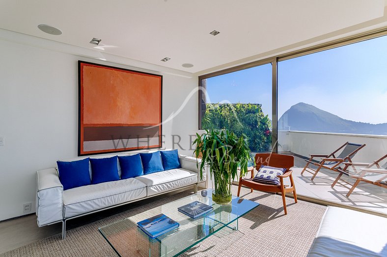 3 bedroom penthouse with the best view in Rio de Janeiro for
