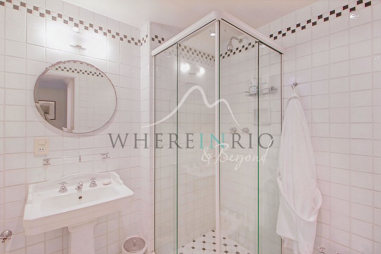 Apartamento com vista mar em Ipanema