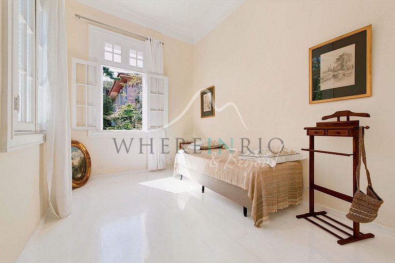 Villa Philippe in Gloria for temporary rental