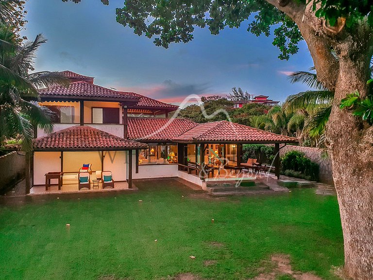 Beautiful Home Facing Ferradura Beach