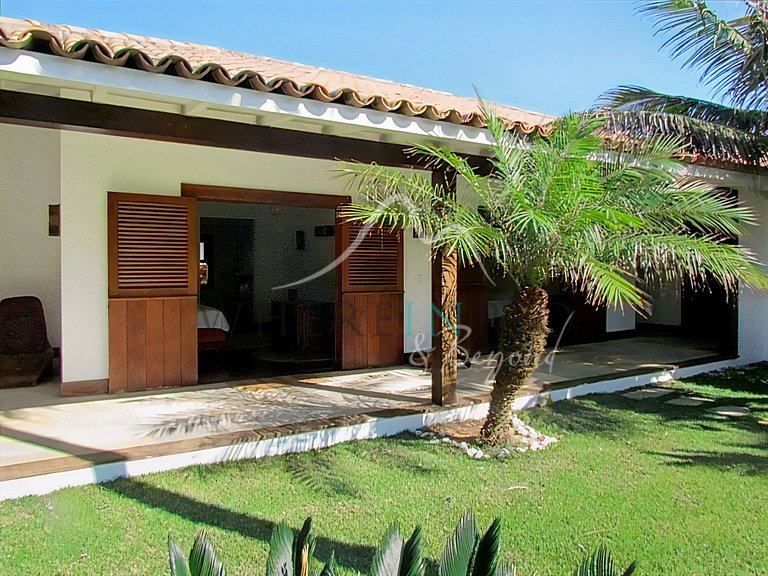 Esplendida mansão pé na areia com 6 suítes para aluguel de t