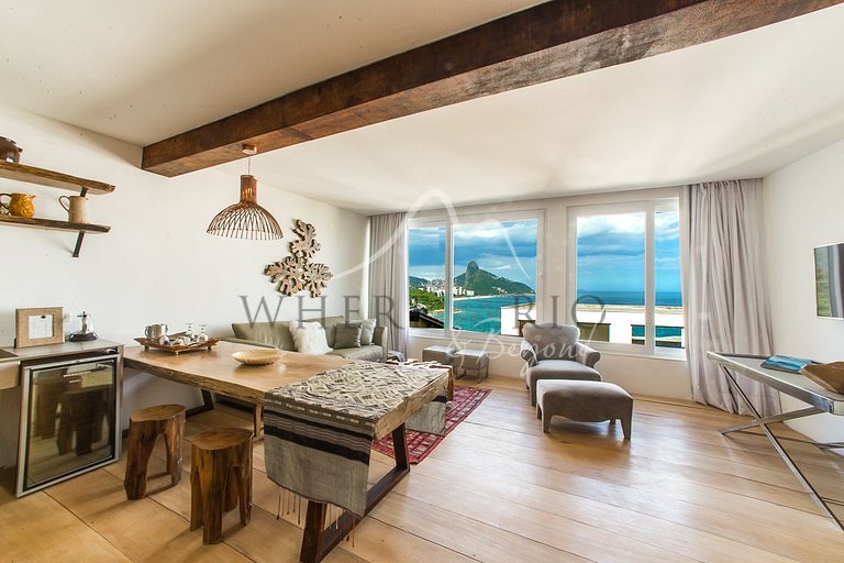 Casa de 1200m2 com piscina para alugar para as férias em Joá