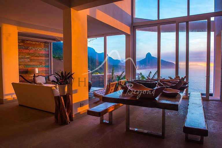 House with pool for rent for vacations in Joá