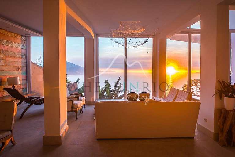 Casa de 1200m2 com piscina para alugar para as férias em Joá