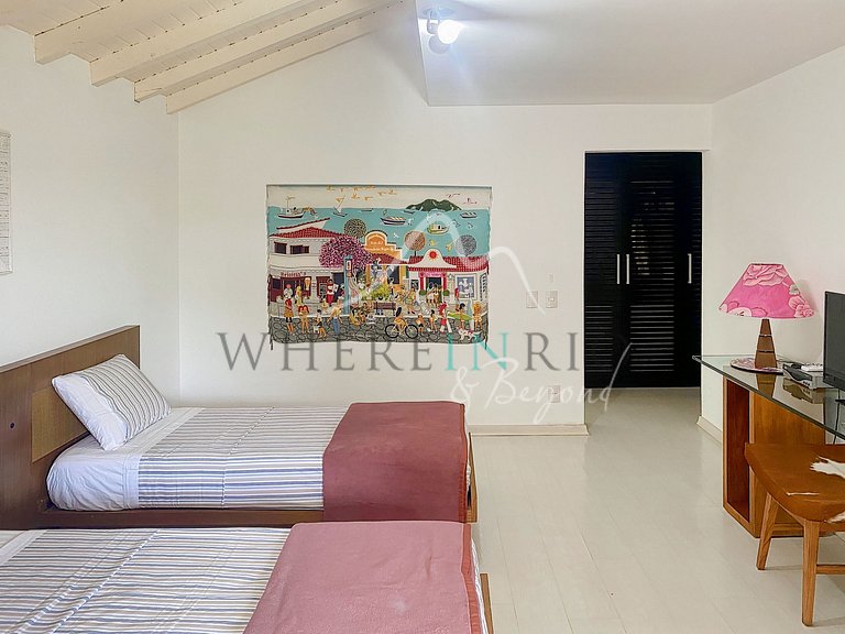 Luxury house with pool in Búzios