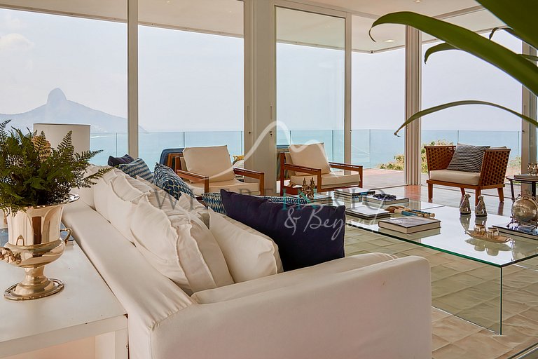 Casa com vista deslumbrante sobre o Morro dois Irmãos