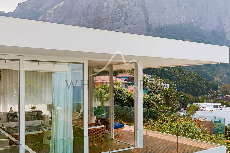 Casa com vista deslumbrante sobre o Morro dois Irmãos