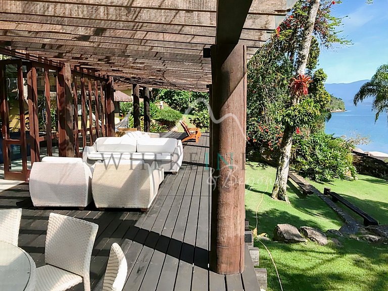 Exceptional property on Gipóia Island