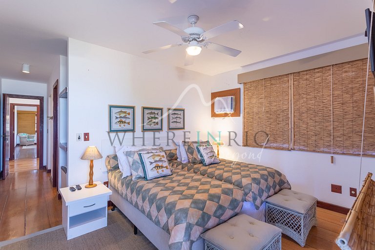 Luxury beachfront house in Búzios
