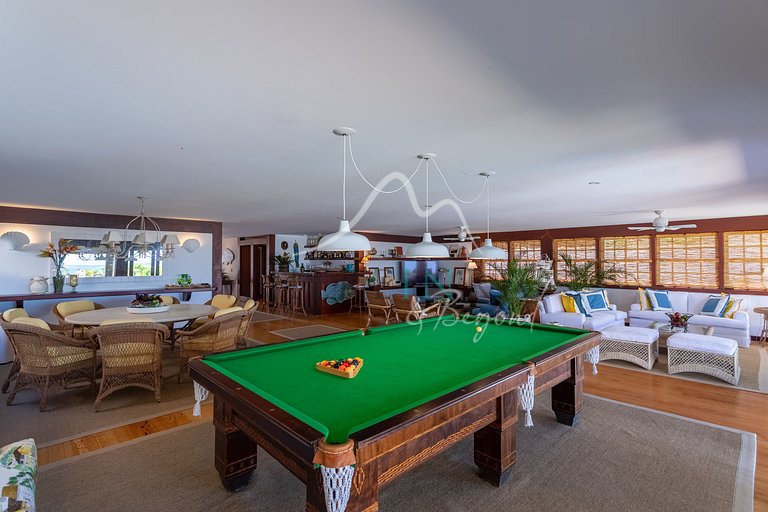 Luxury beachfront house in Búzios