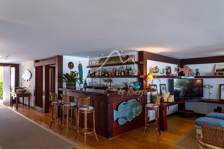 Casa de luxo à beira-mar em Búzios