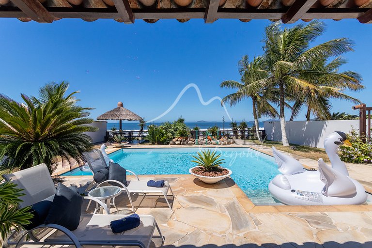 Luxury beachfront house in Búzios