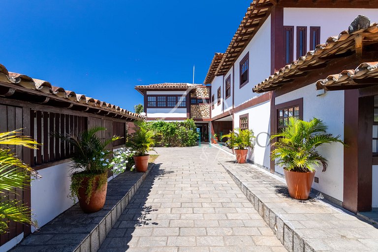 Luxury beachfront house in Búzios