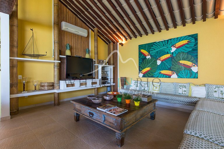 Linda casa com praia particular em Angra dos Reis