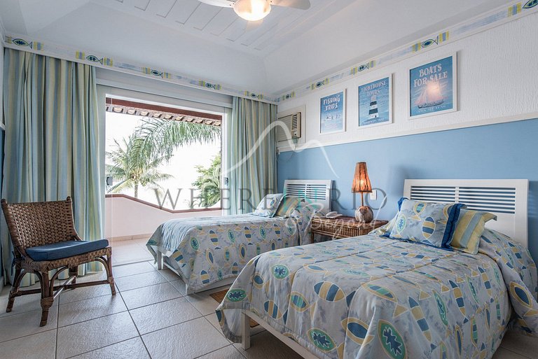 Linda casa com praia particular em Angra dos Reis
