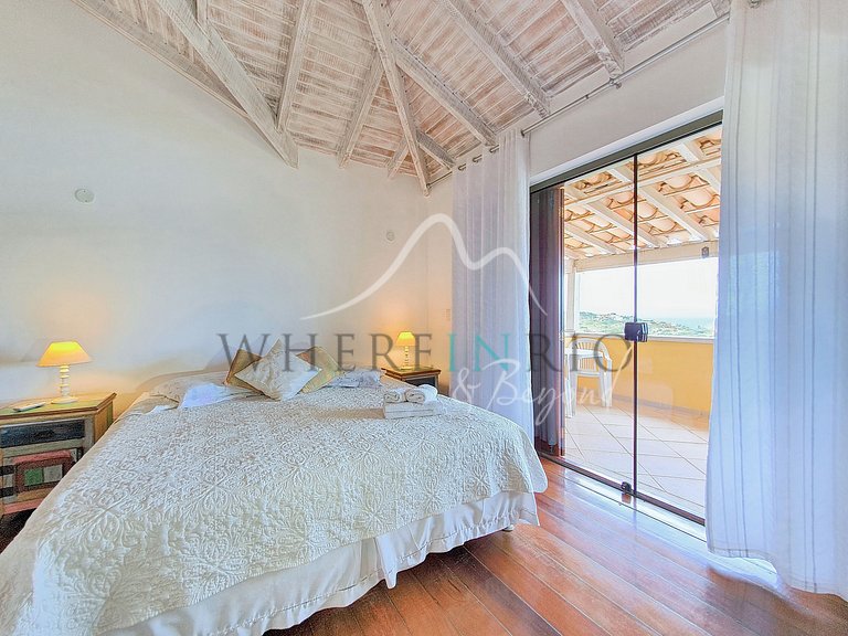 Villa de Lujo con Piscina y Vista en Buzios
