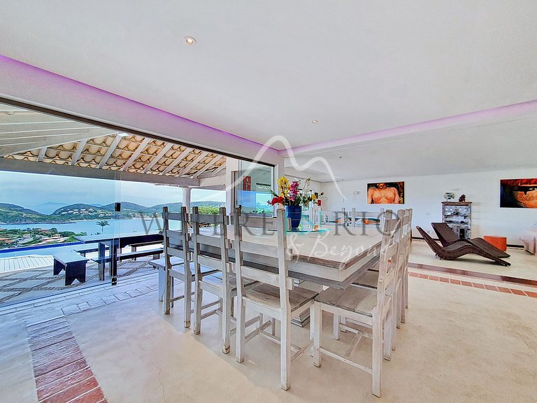 Villa para alquilar con piscina y estupenda vista en Buzios