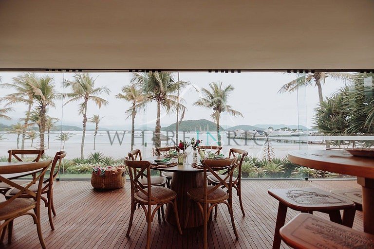 Apartamento de luxo para locação de temporada em Angra dos R