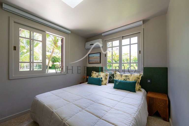 Casa de luxo com 5 suítes na Praia do Forte