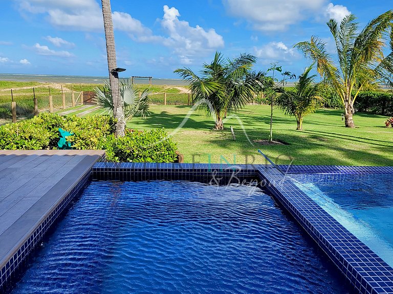 Casa com praia privada para suas férias de sonho