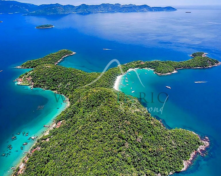 Propriété d'exception sur l'île de Gipoia à Angra dos Reis