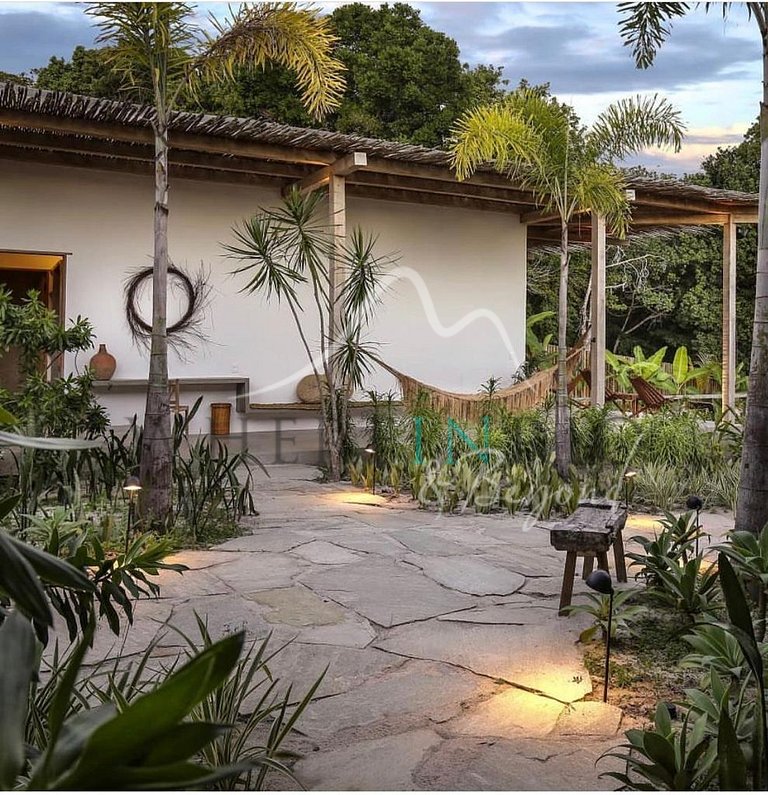 Vacation house with 5 suites in Trancoso with pool
