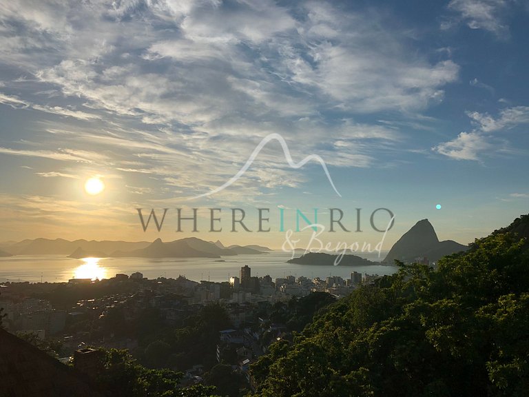 Vivenda particular com vista para o Pão de Açúcar em Santa T