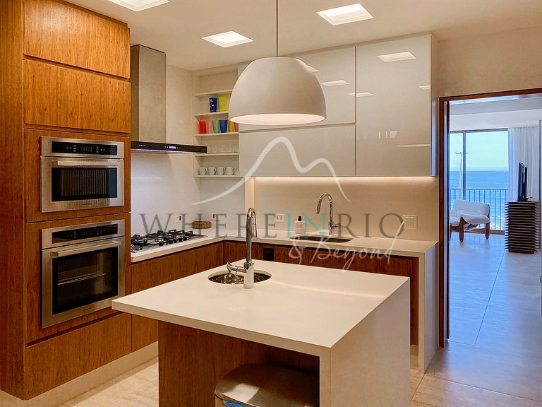 Luxury 4 bedrooms apartment with sea view in Ipanema