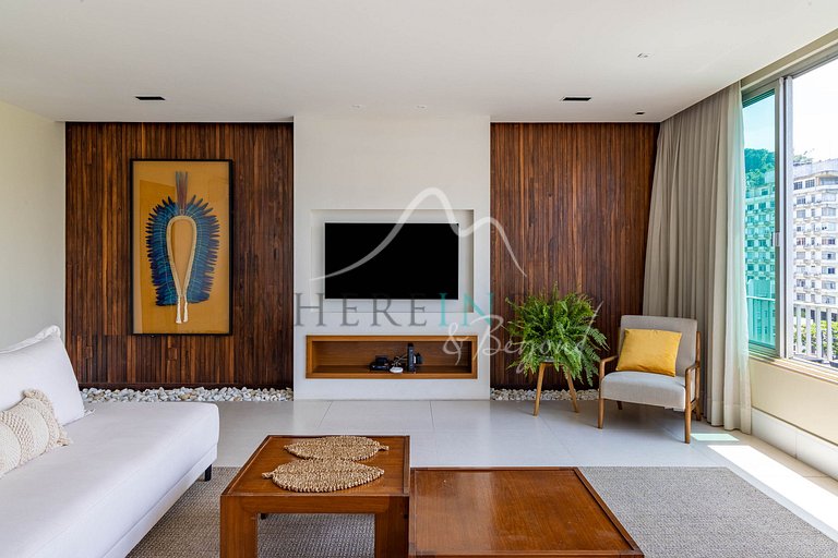 Lindo apartamento apenas uma quadra da Praia de Ipanema