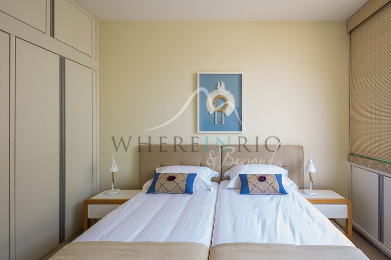 Apartment just one block from Ipanema Beach