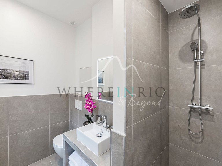 Luxury apartment with 3 bedrooms in Paris