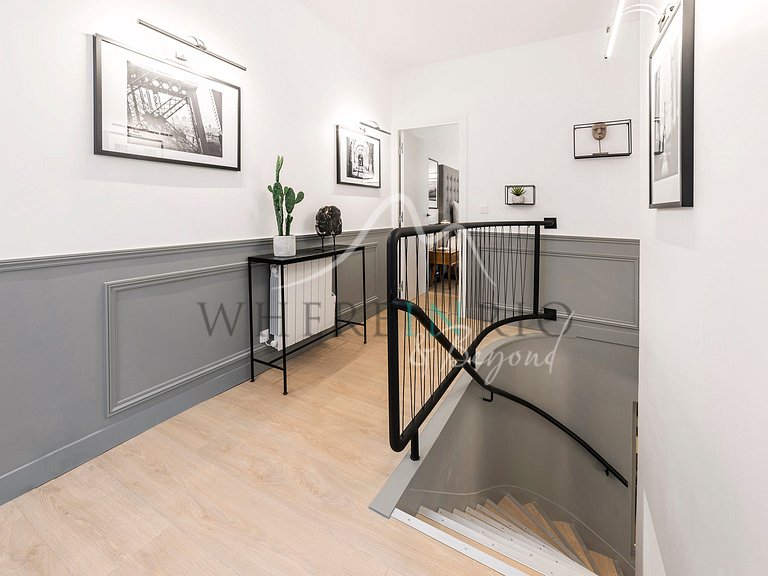 Luxury apartment with 3 bedrooms in Paris