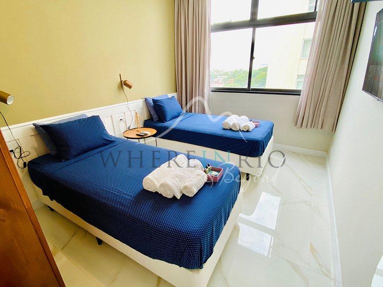 Completely renovated luxury apartment on Copacabana beach