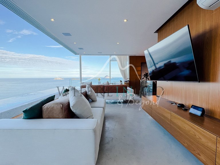 Luxury Duplex Penthouse with Infinity Pool