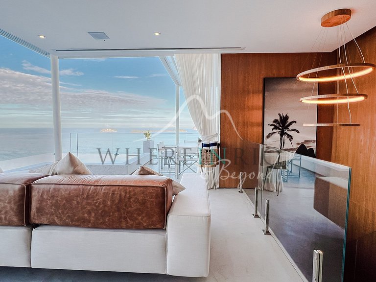 Luxury Duplex Penthouse with Infinity Pool