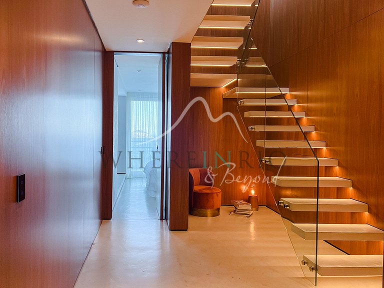 Penthouse Duplex de Luxe avec Piscine Infinie