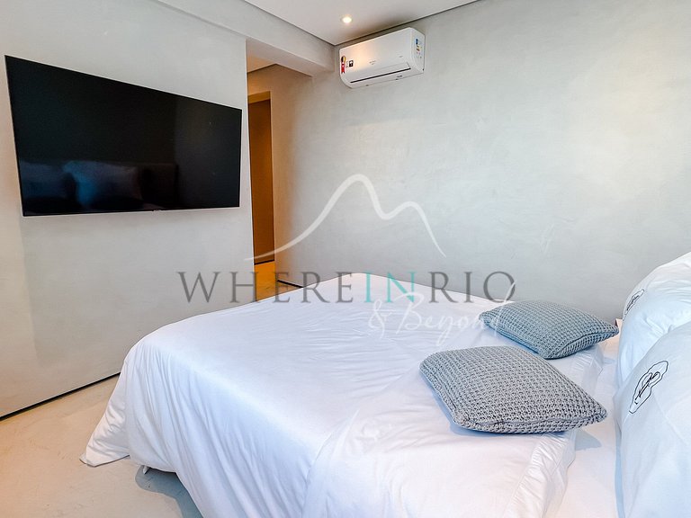 Penthouse duplex avec piscine infinie et vue panoramique sur