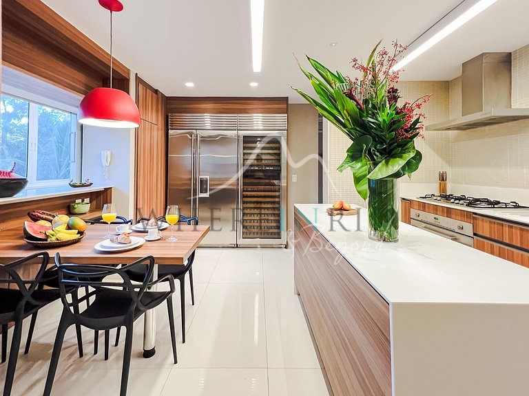 Apartamento com vista mar para férias em Arpoador