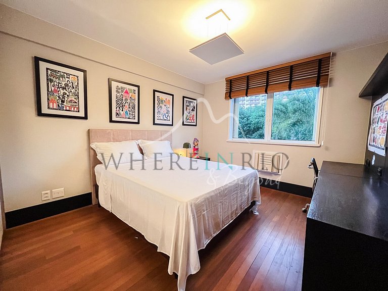 Sea view apartment for vacation in Arpoador