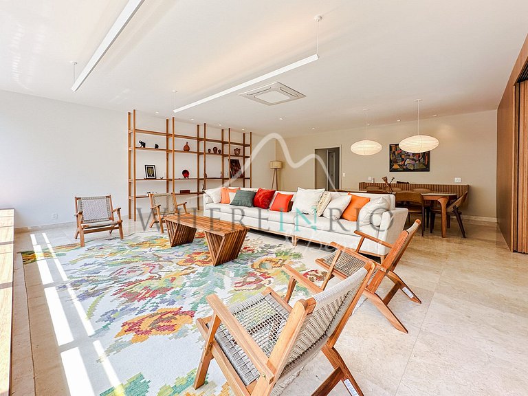 Luxury 3-Bedroom Apartment in Ipanema
