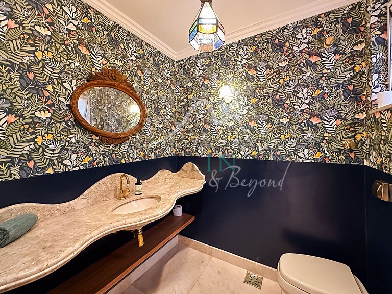 Luxury 3-Bedroom Apartment in Ipanema