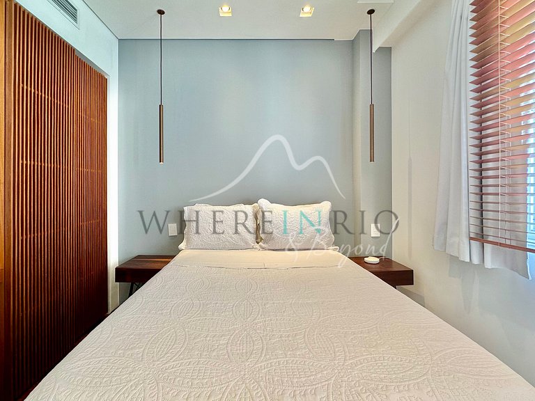 Renovated triplex penthouse in Ipanema
