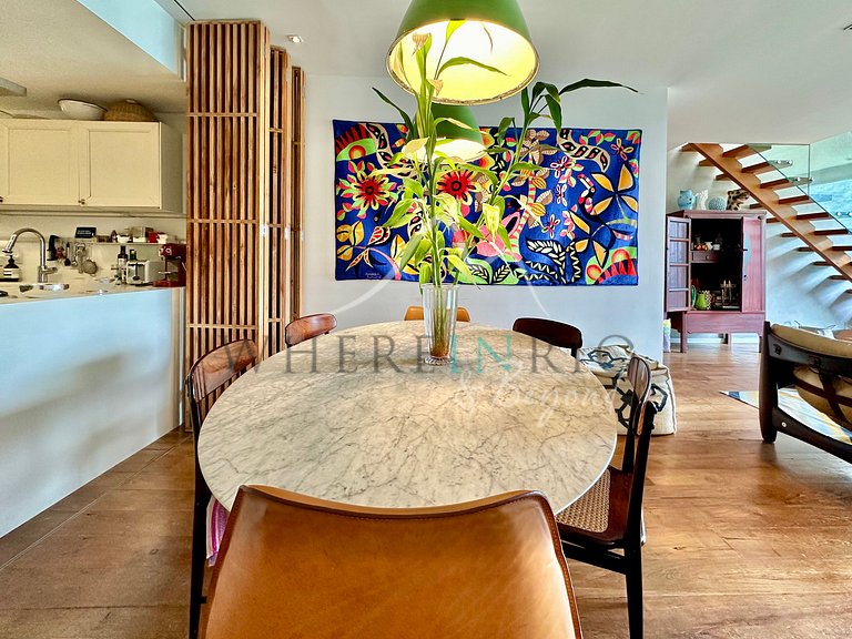 Penthouse avec Piscine et Vue Lagoa