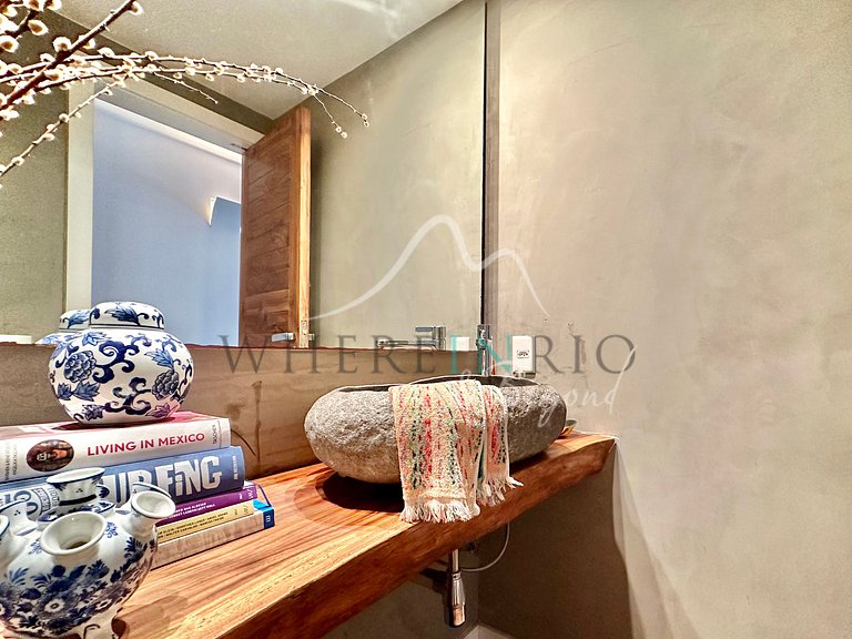 Cobertura com Piscina e Vista Lagoa