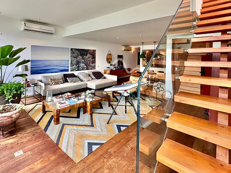 Penthouse avec Piscine et Vue Lagoa