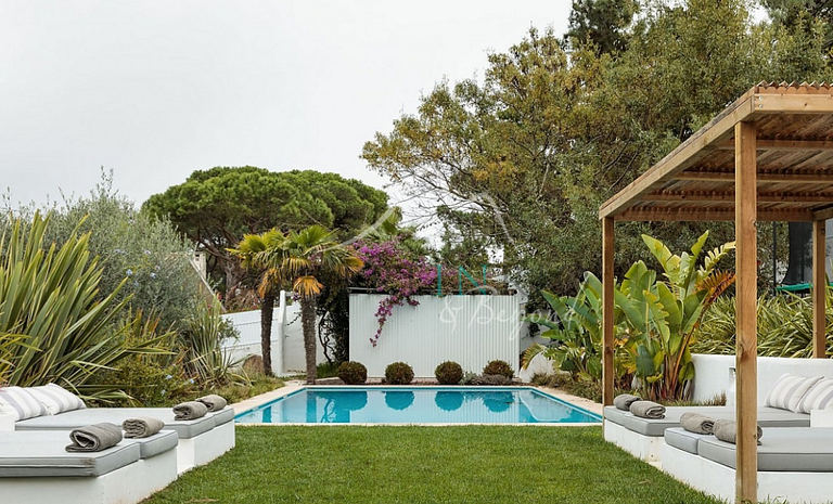 Beautiful and exclusive villa in Estoril
