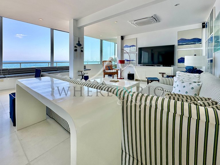 Luxury apartment with panoramic sea view in Arpoador for vac