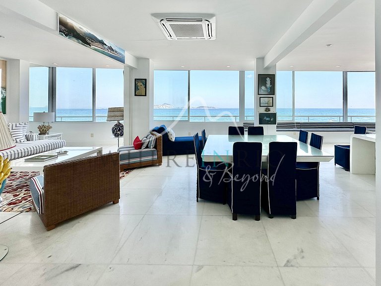 Luxury apartment with panoramic sea view in Arpoador for vac