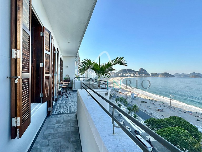 Charmoso apartamento beira-mar em Copacabana