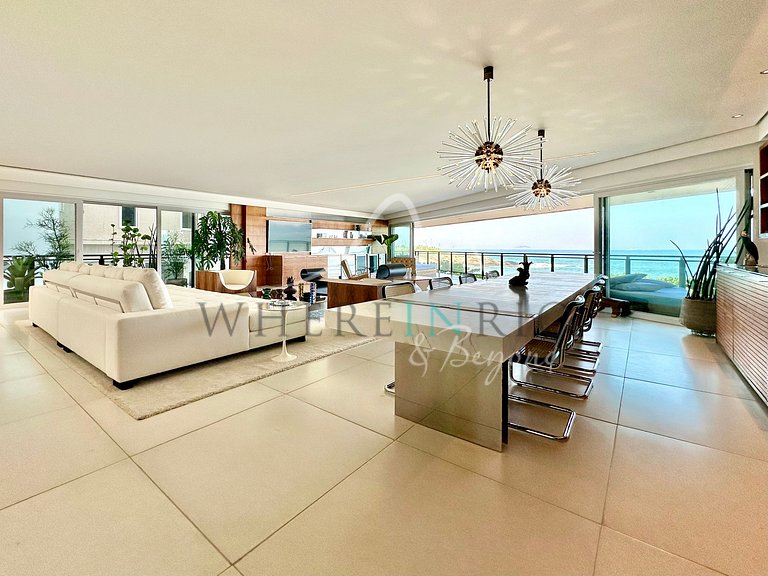 Apartamento de Alto Padrão Frente-Mar no Arpoador